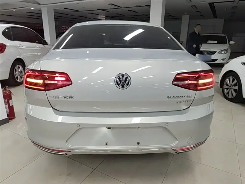 Volkswagen Magotan