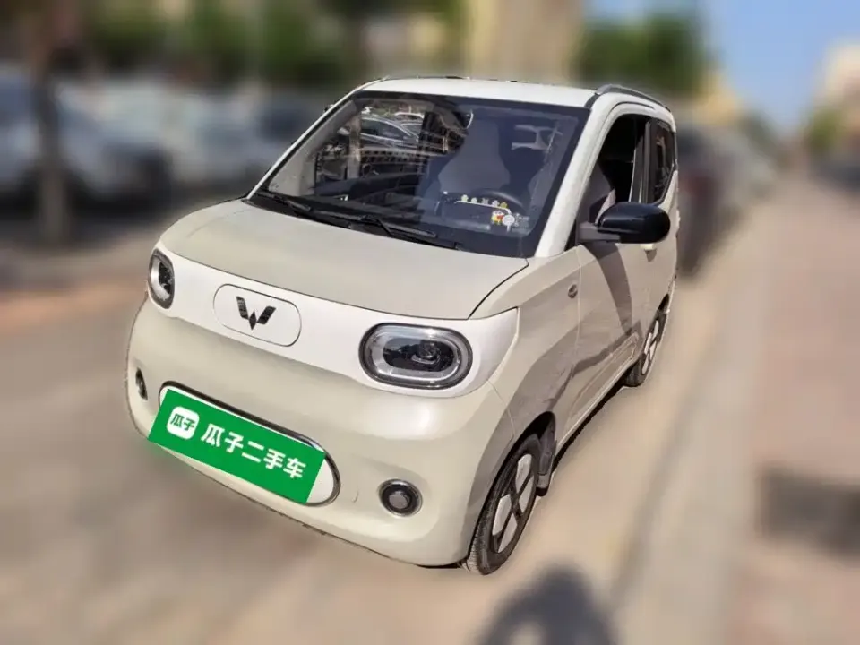 Wuling MINIEV