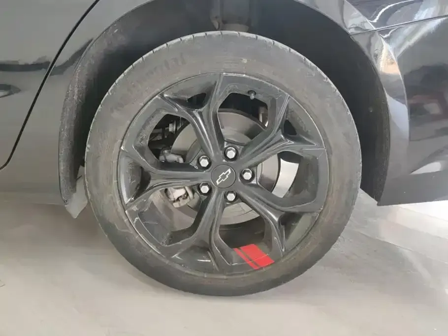 Chevrolet Malibu XL