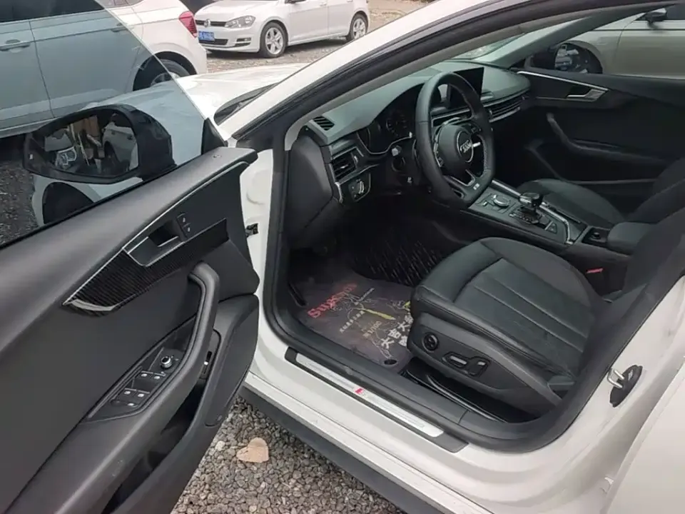 Audi A5 (Import)