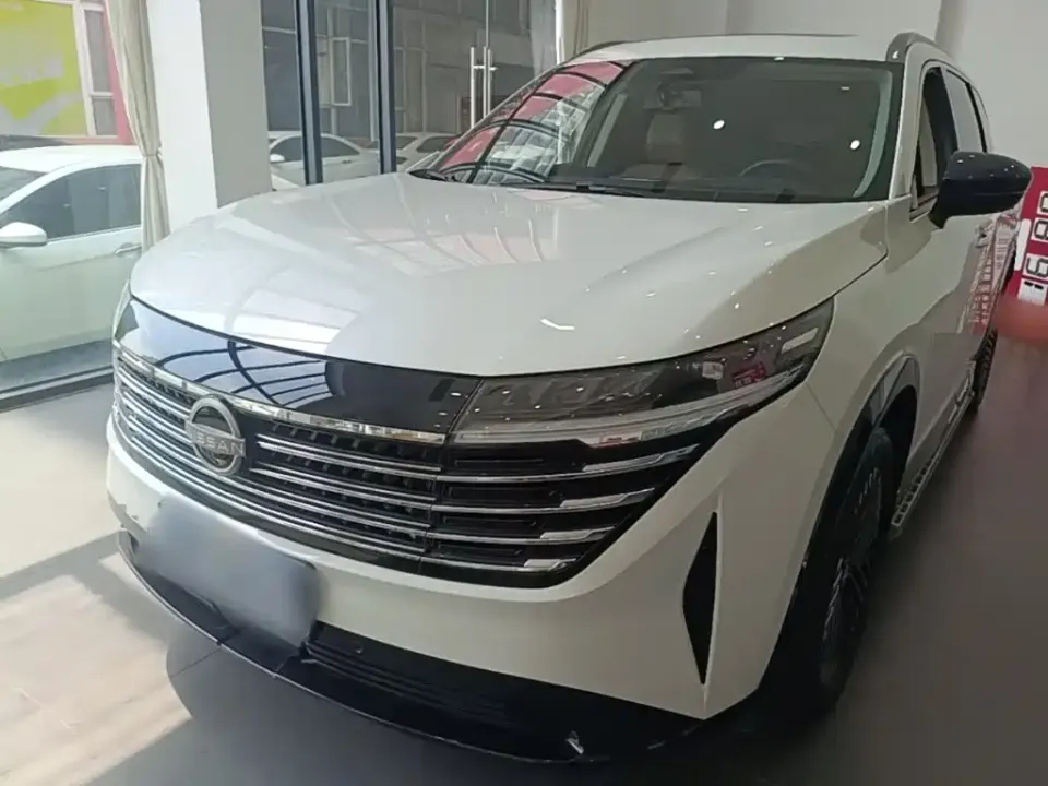 Nissan Teramont