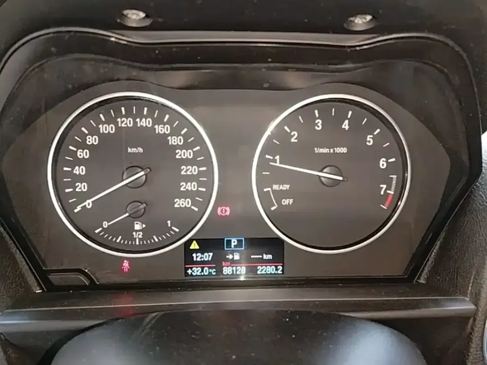 BMW 1 Series (Import)