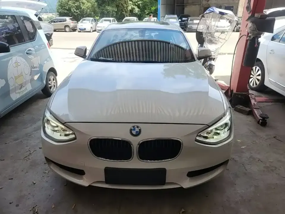 BMW 1 Series (Import)