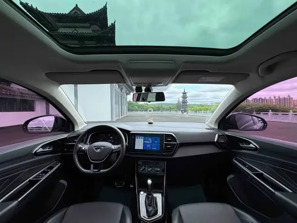 Jetta VS7