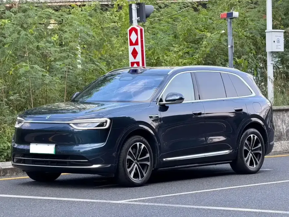 AITO M7