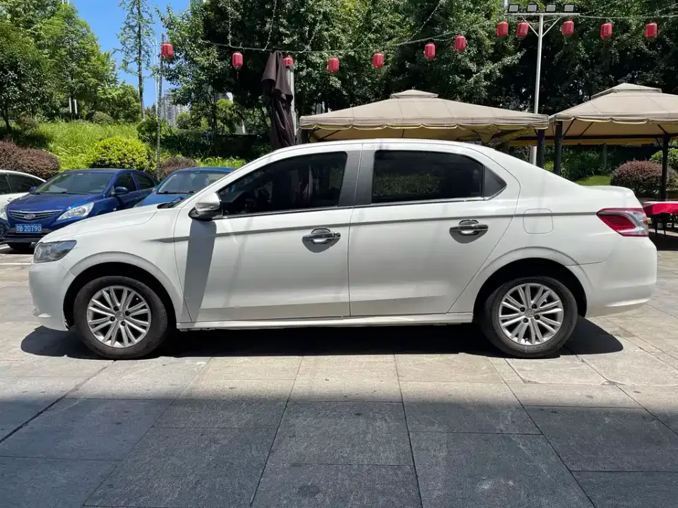 Peugeot 301