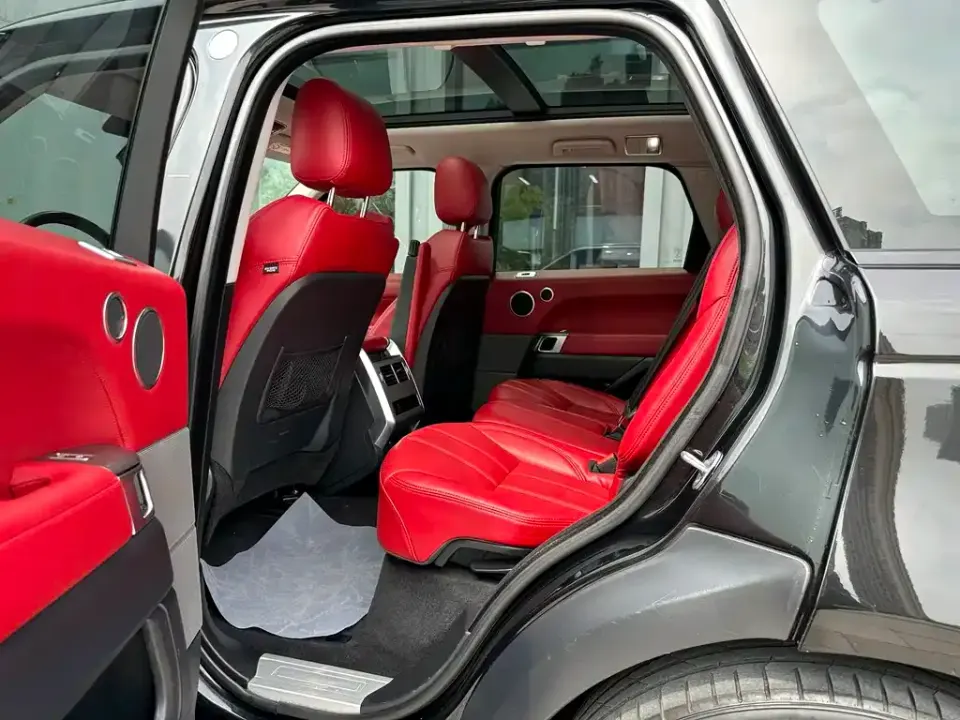 Land Rover Sport