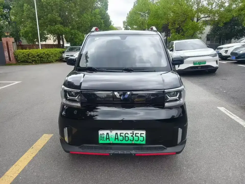 Wuling MINIEV