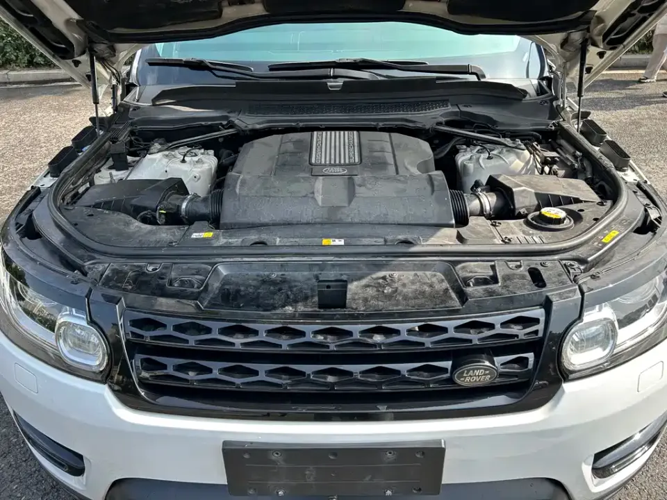 Land Rover Sport