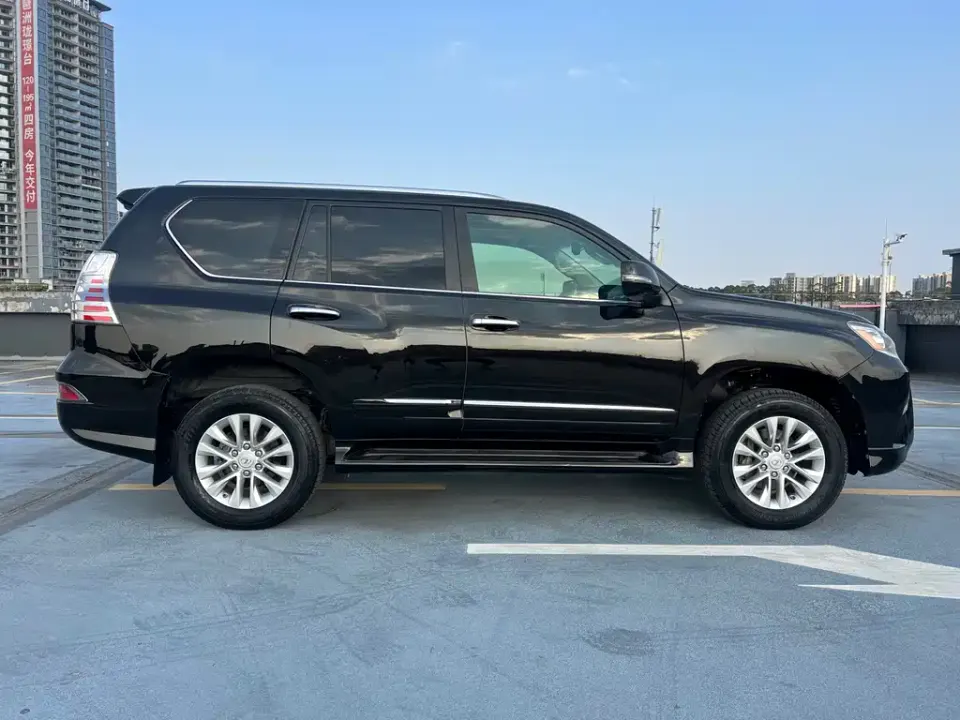 Lexus GX
