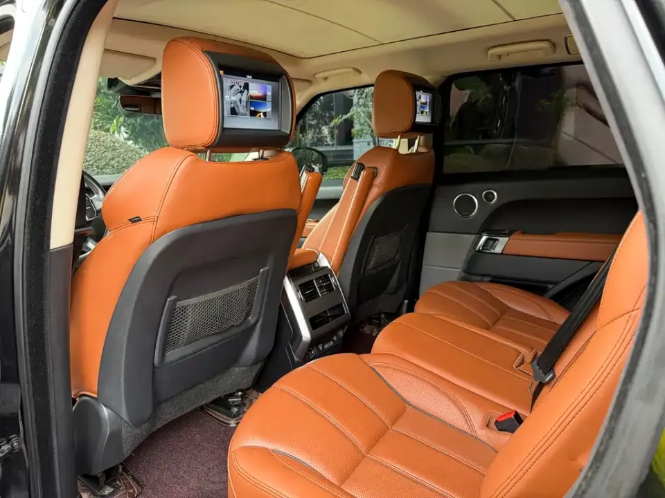 Land Rover Sport