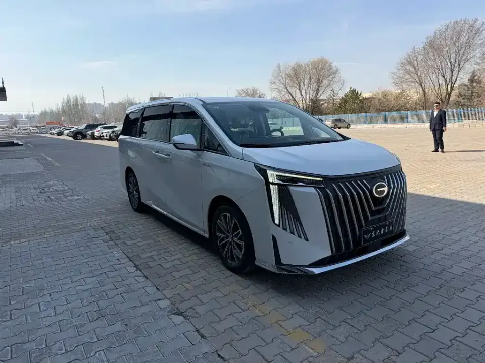 GAC Trumpchi M8