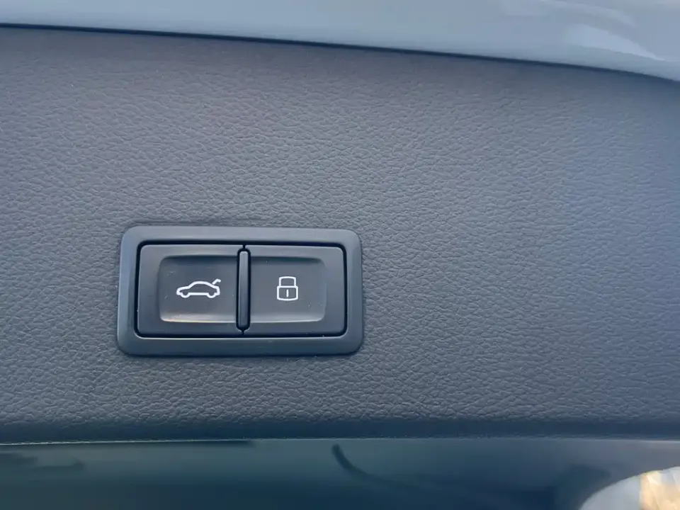 Audi A6 (Import)