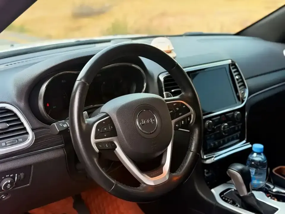Jeep Grand Cherokee (Import)