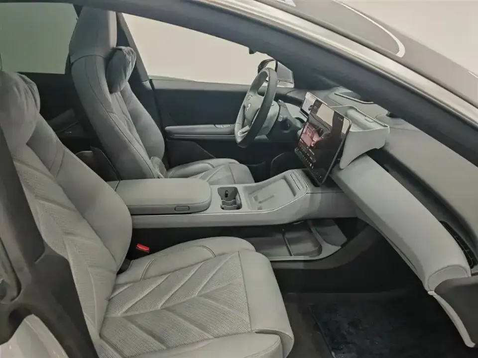 Nio ET5T