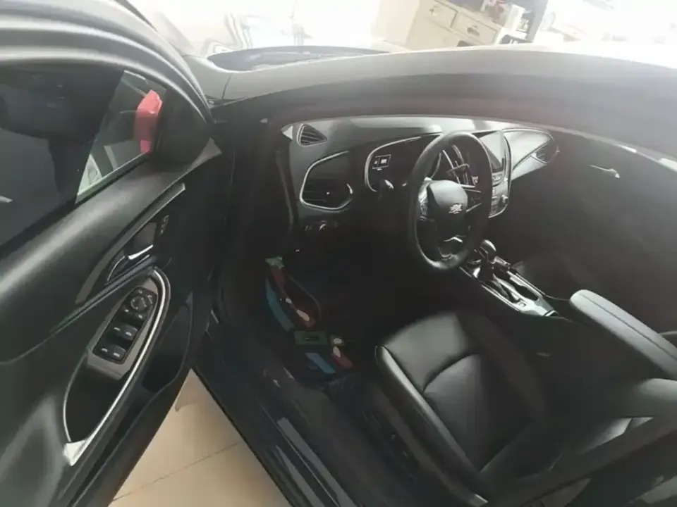 Chevrolet Malibu XL