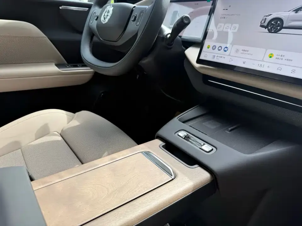 Volvo XC70 PHEV
