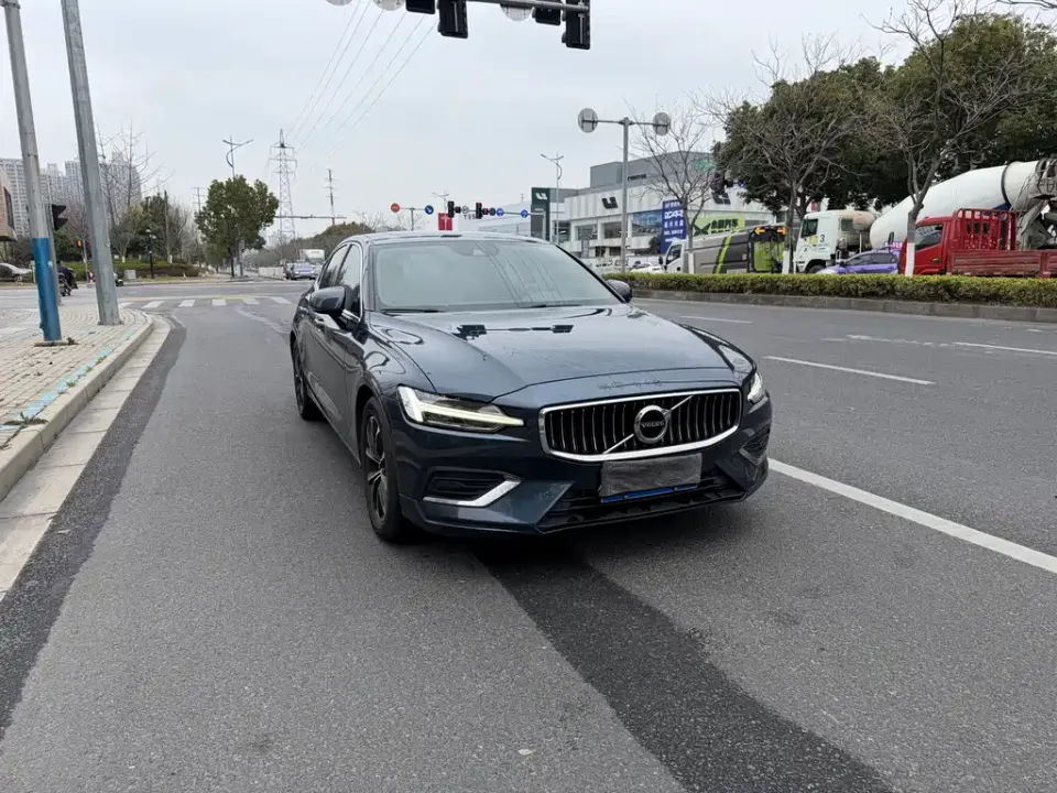 Volvo S60