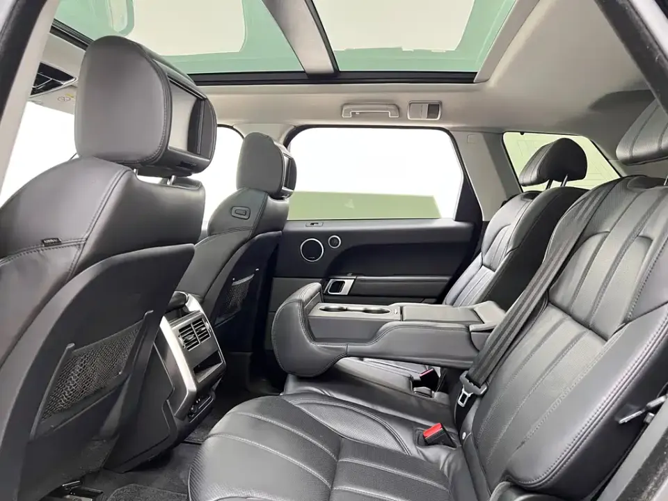 Land Rover Sport