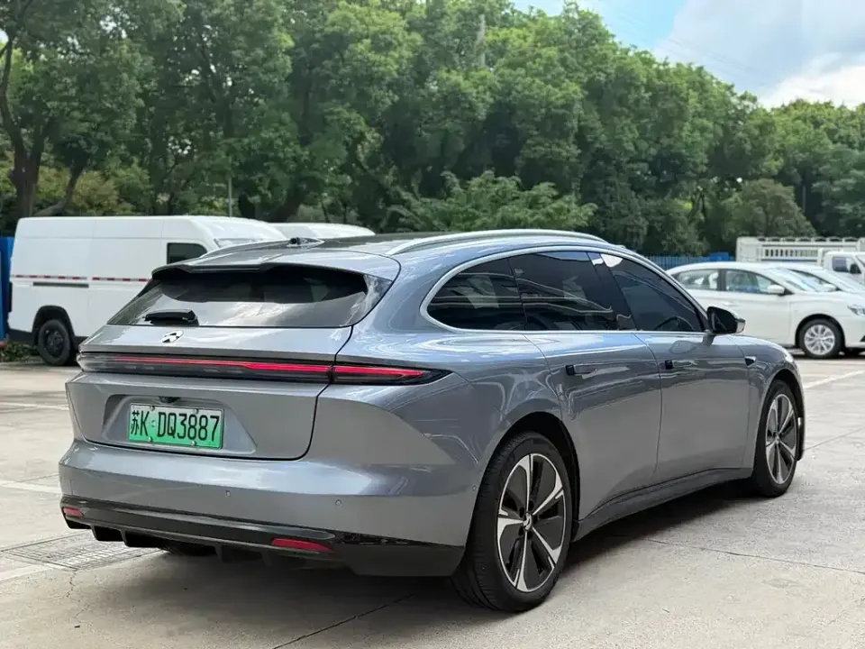 Nio ET5T