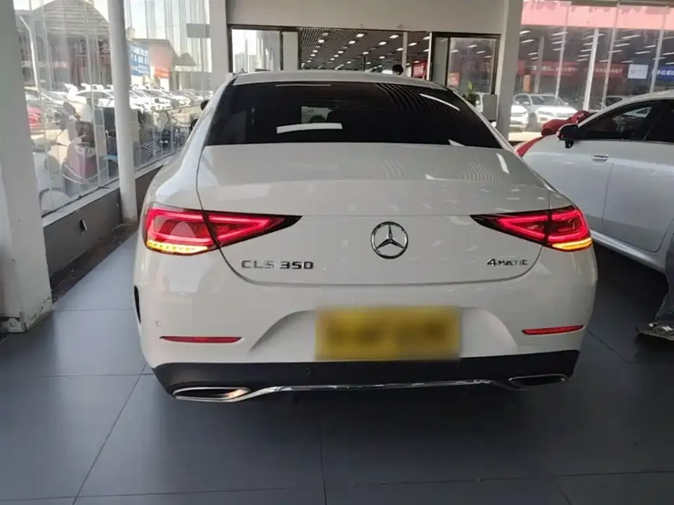 Mercedes-Benz CLS