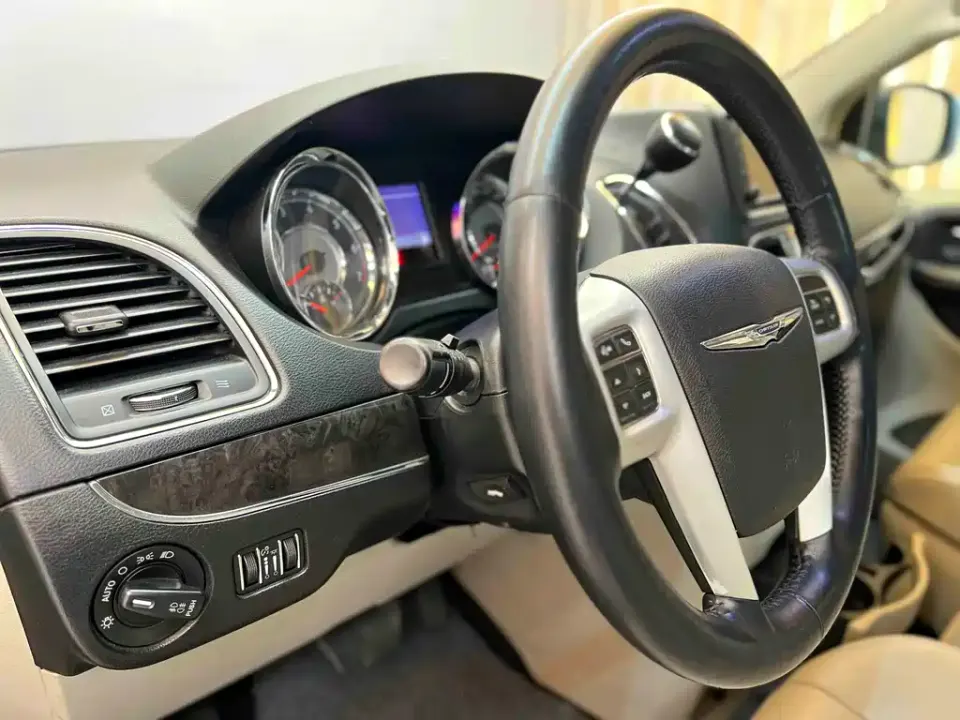 Chrysler Grand Voyager (Import)