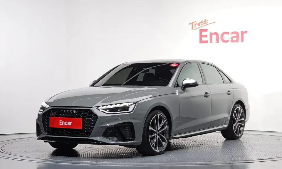 Audi S4