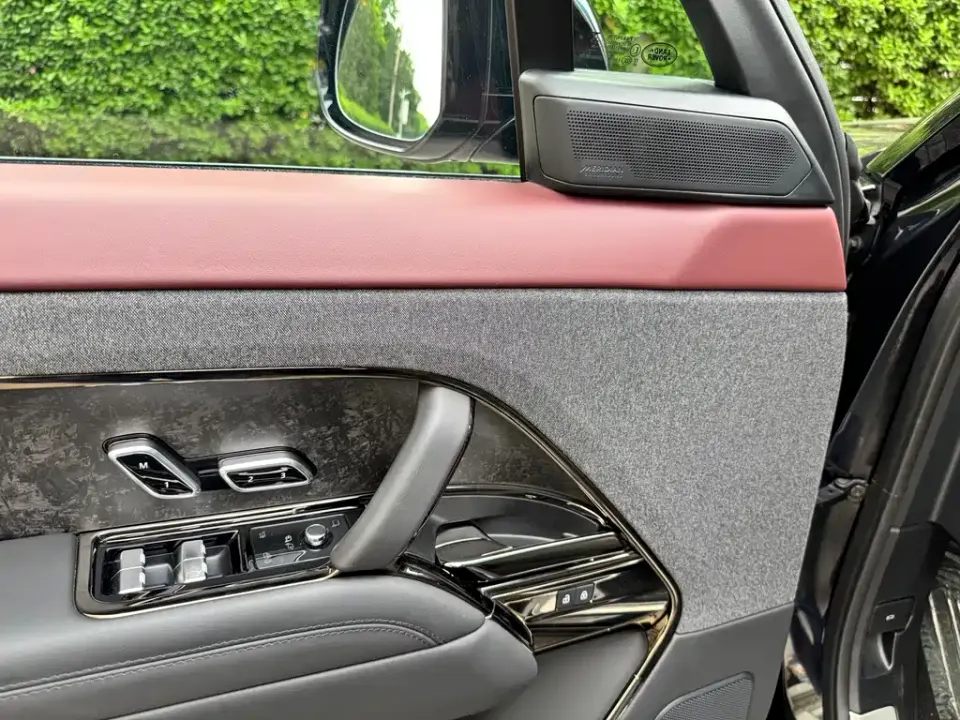Land Rover Sport