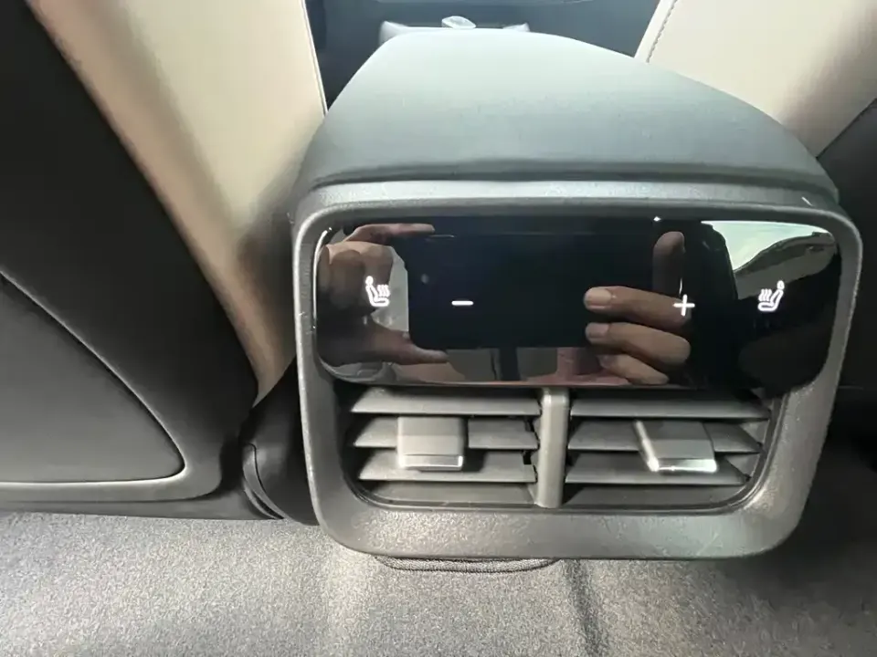 Volvo XC70 PHEV