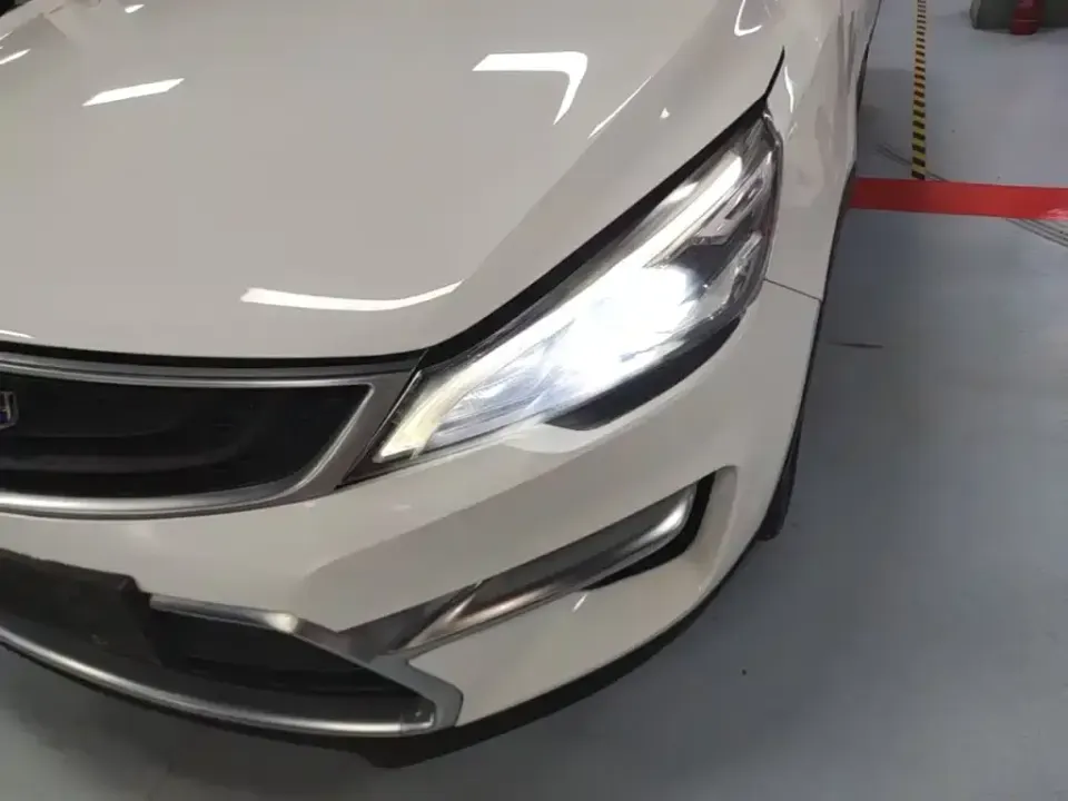 Geely Emgrand GS