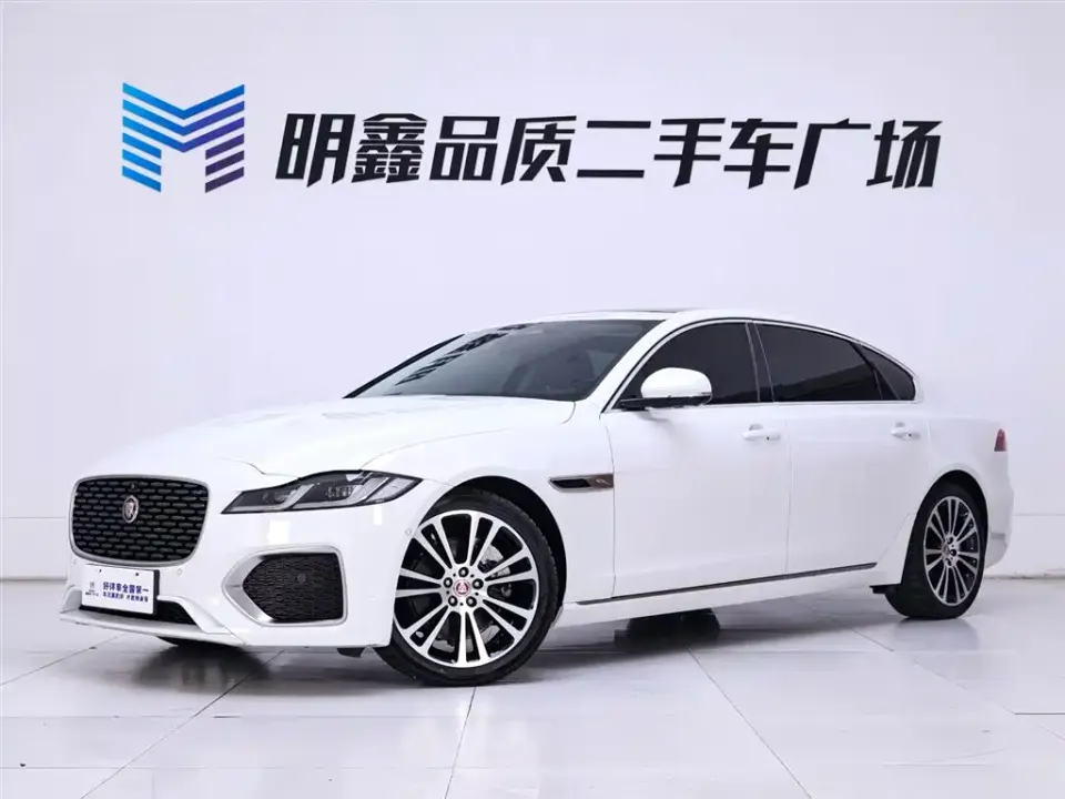 Jaguar XFL