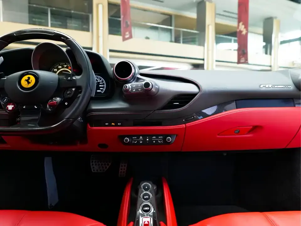 Ferrari F8
