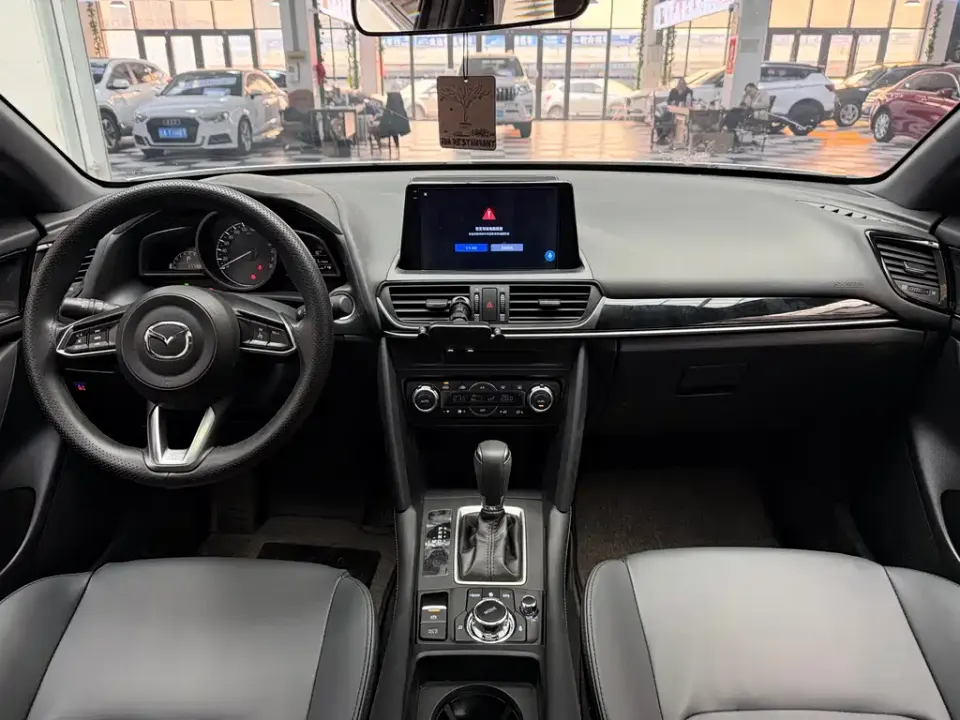 Mazda CX-4