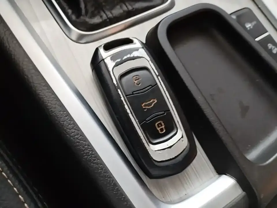 Geely Vision X6
