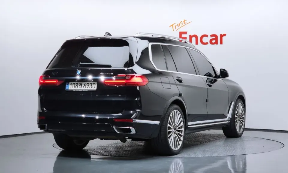 BMW X7