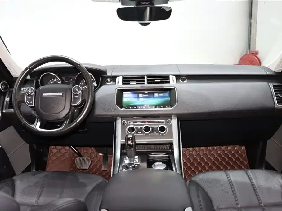 Land Rover Sport