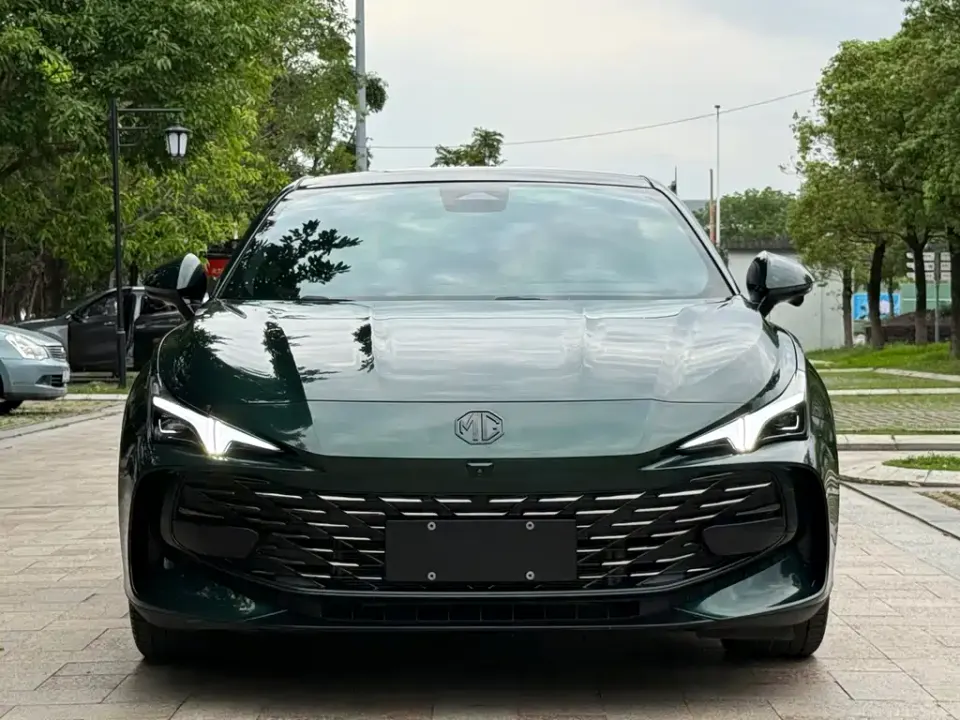 MG MG7