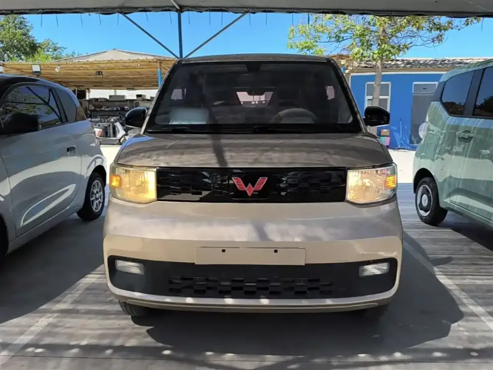 Wuling MINIEV