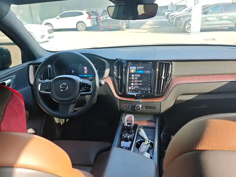 Volvo XC60 PHEV