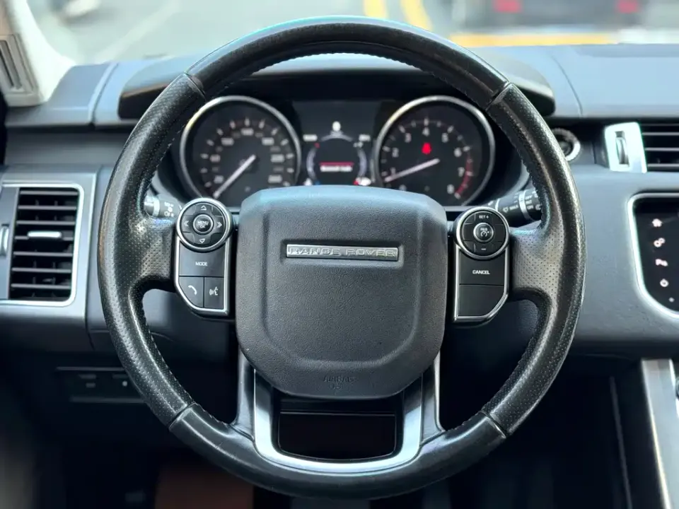 Land Rover Sport