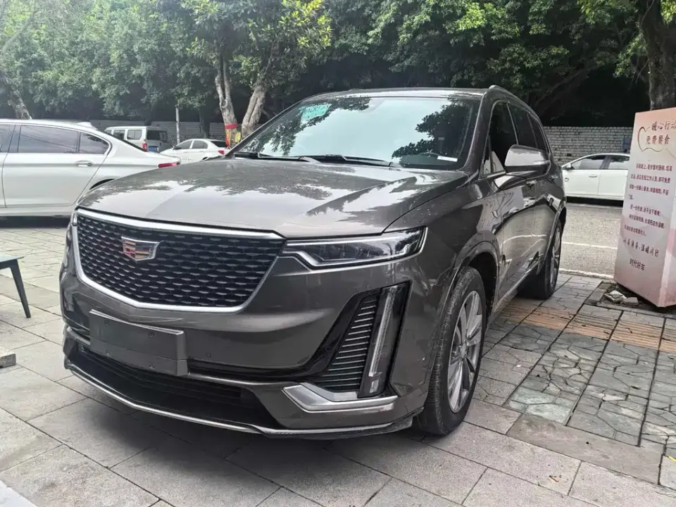 Cadillac XT6