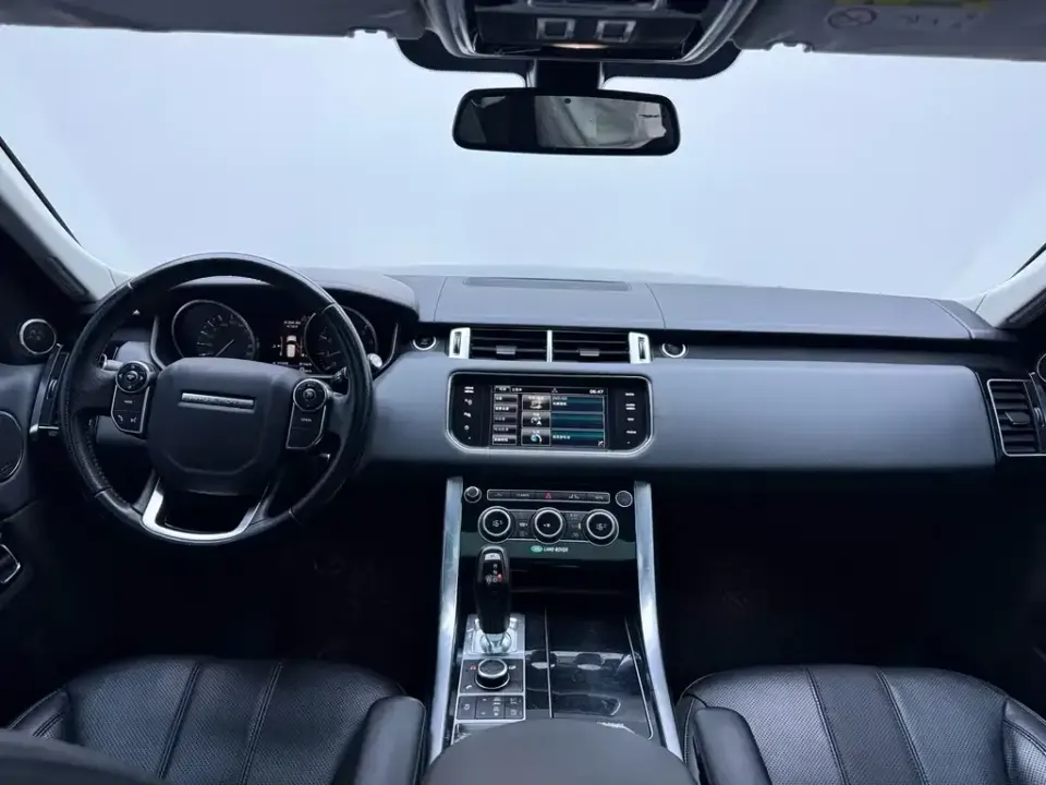 Land Rover Sport