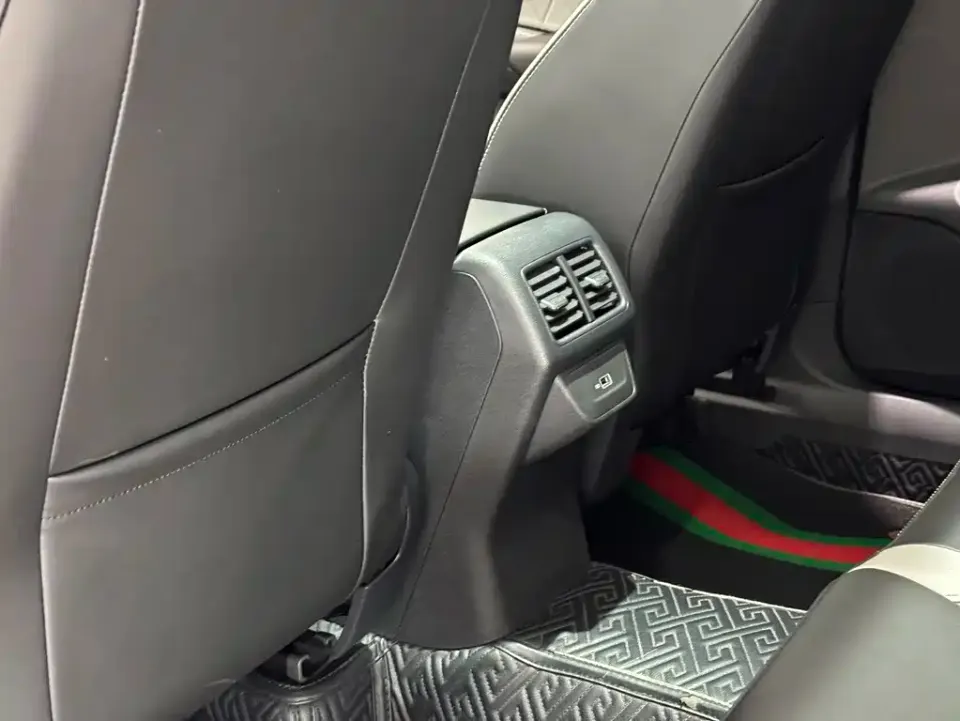 Jetta VS7