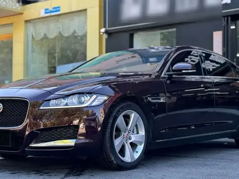 Jaguar XFL