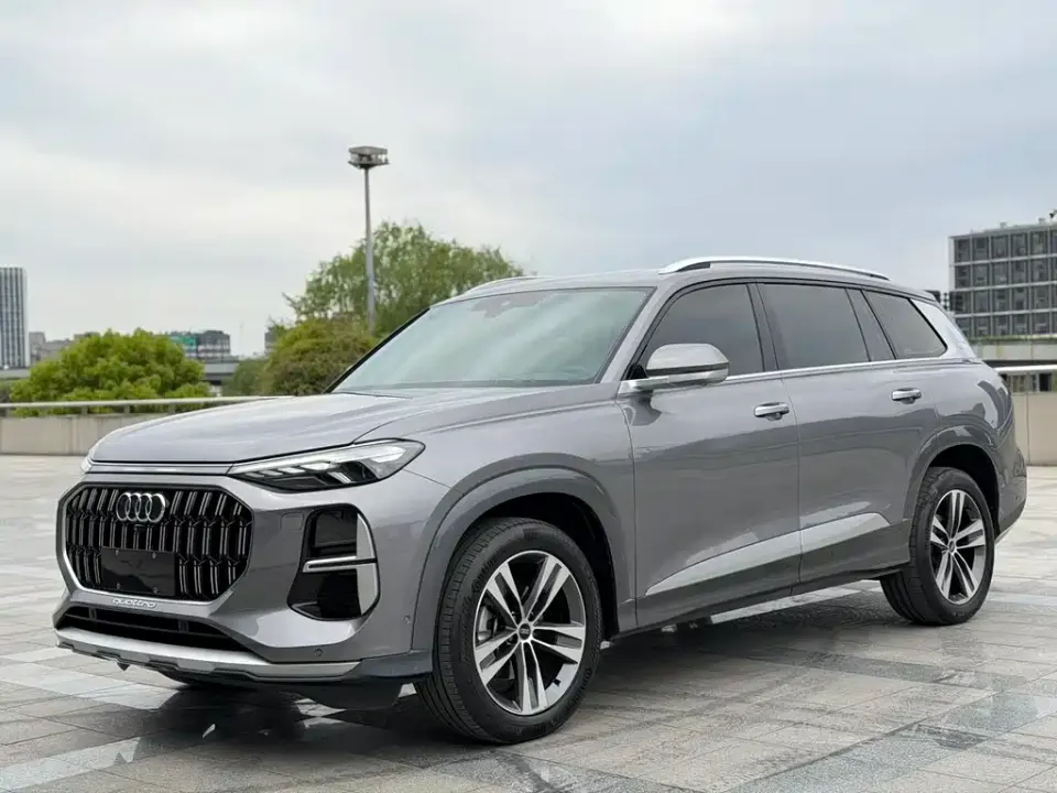Audi Q6