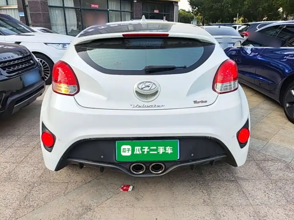 Hyundai Veloster