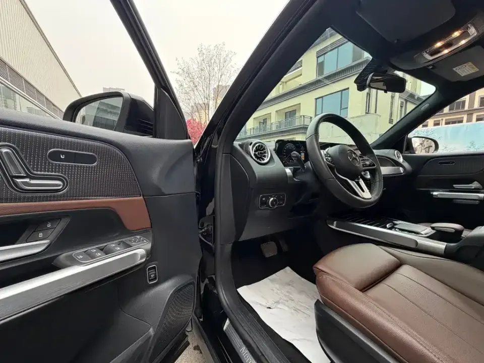 Mercedes-Benz GLB