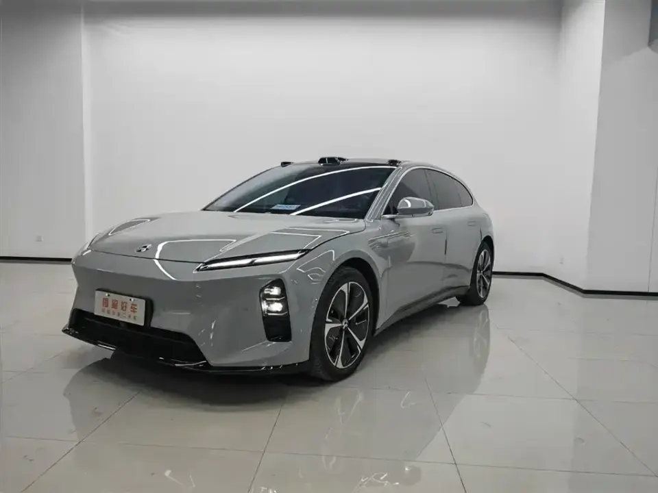 Nio ET5T