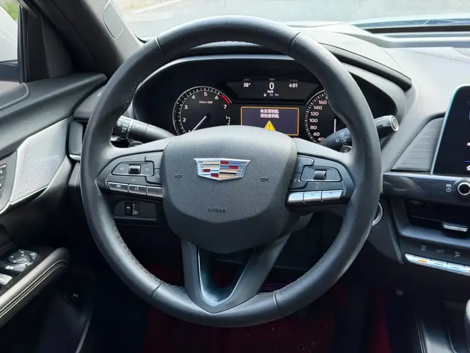 Cadillac CT4