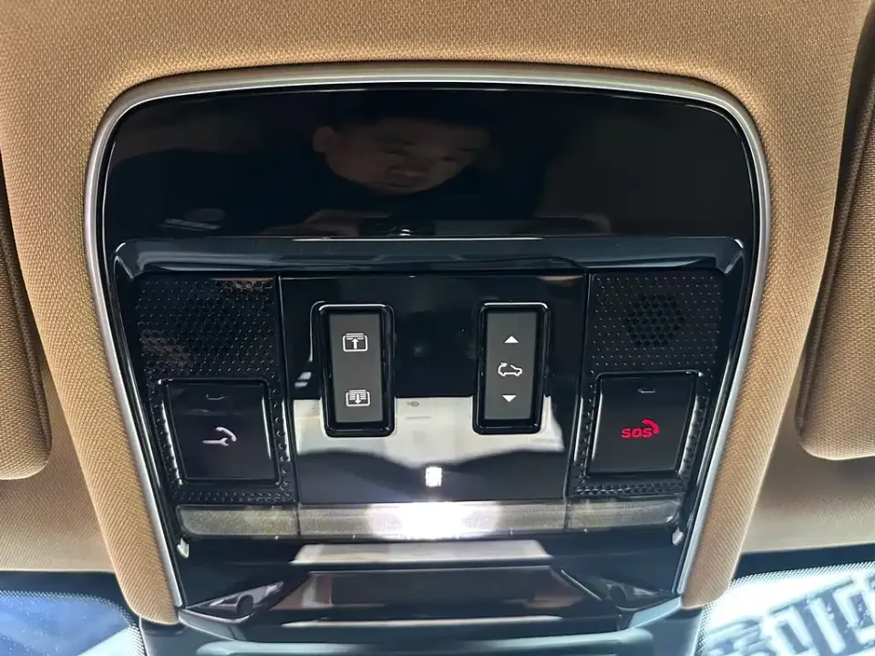 Land Rover Sport